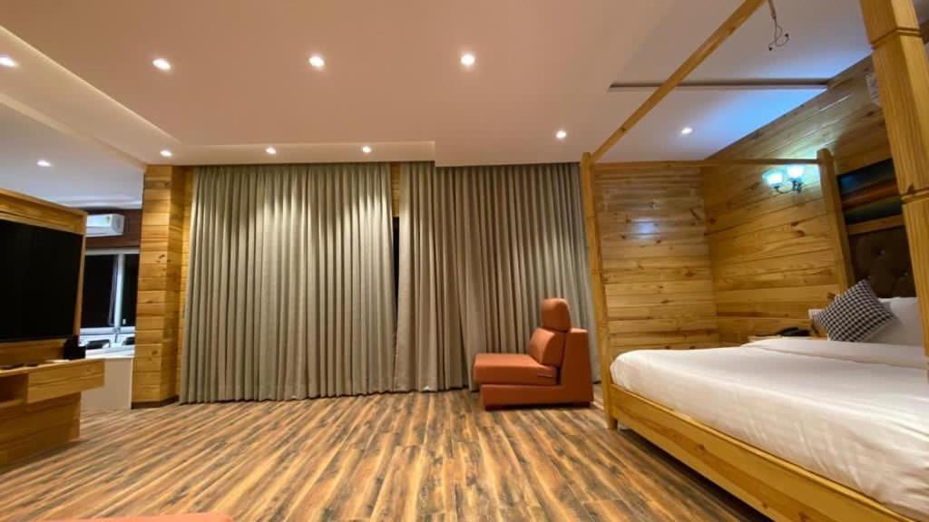 Krishna Riverside Resort Vasad Eksteriør billede