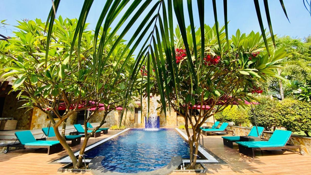 Krishna Riverside Resort Vasad Eksteriør billede