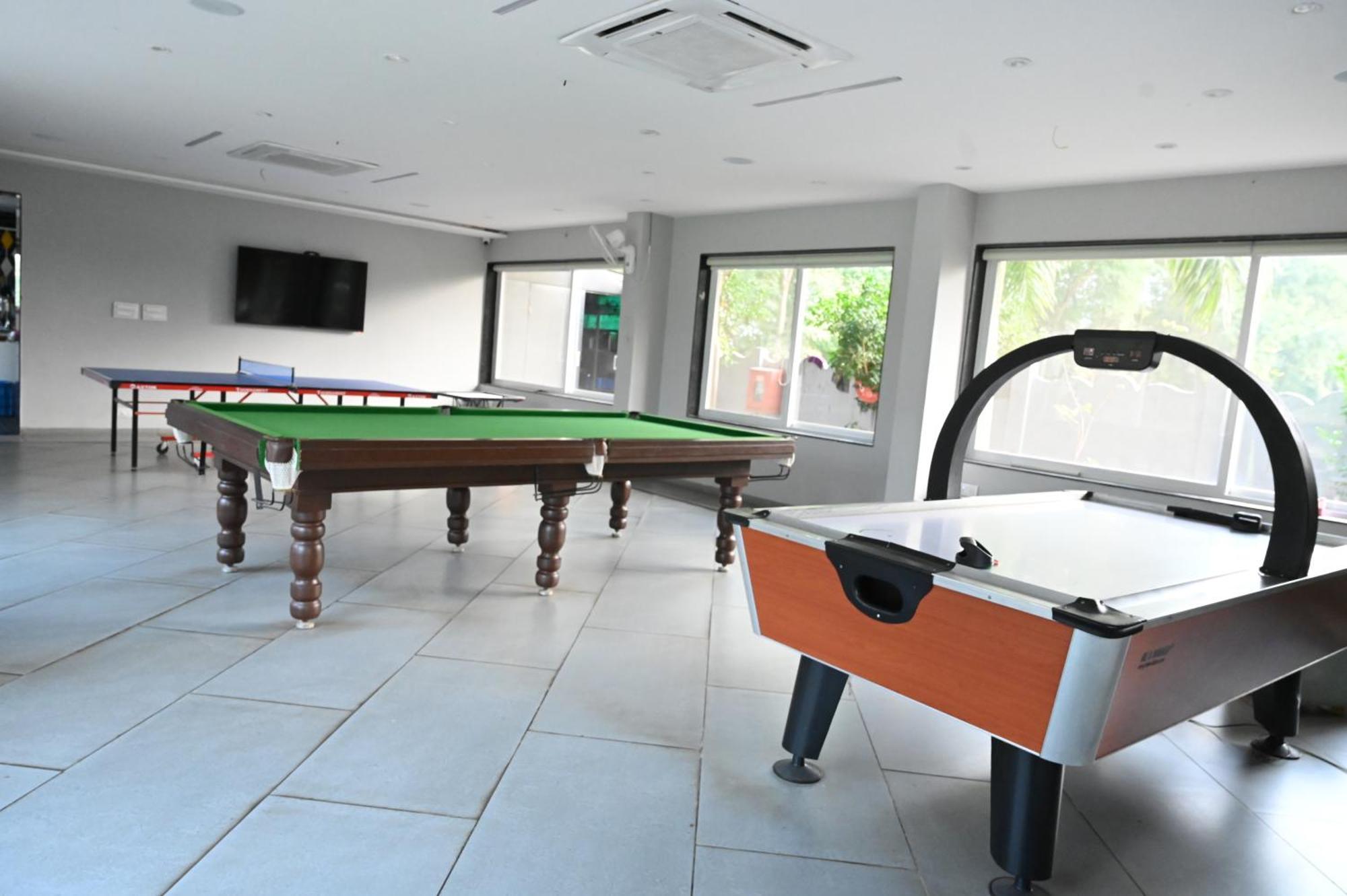 Krishna Riverside Resort Vasad Eksteriør billede
