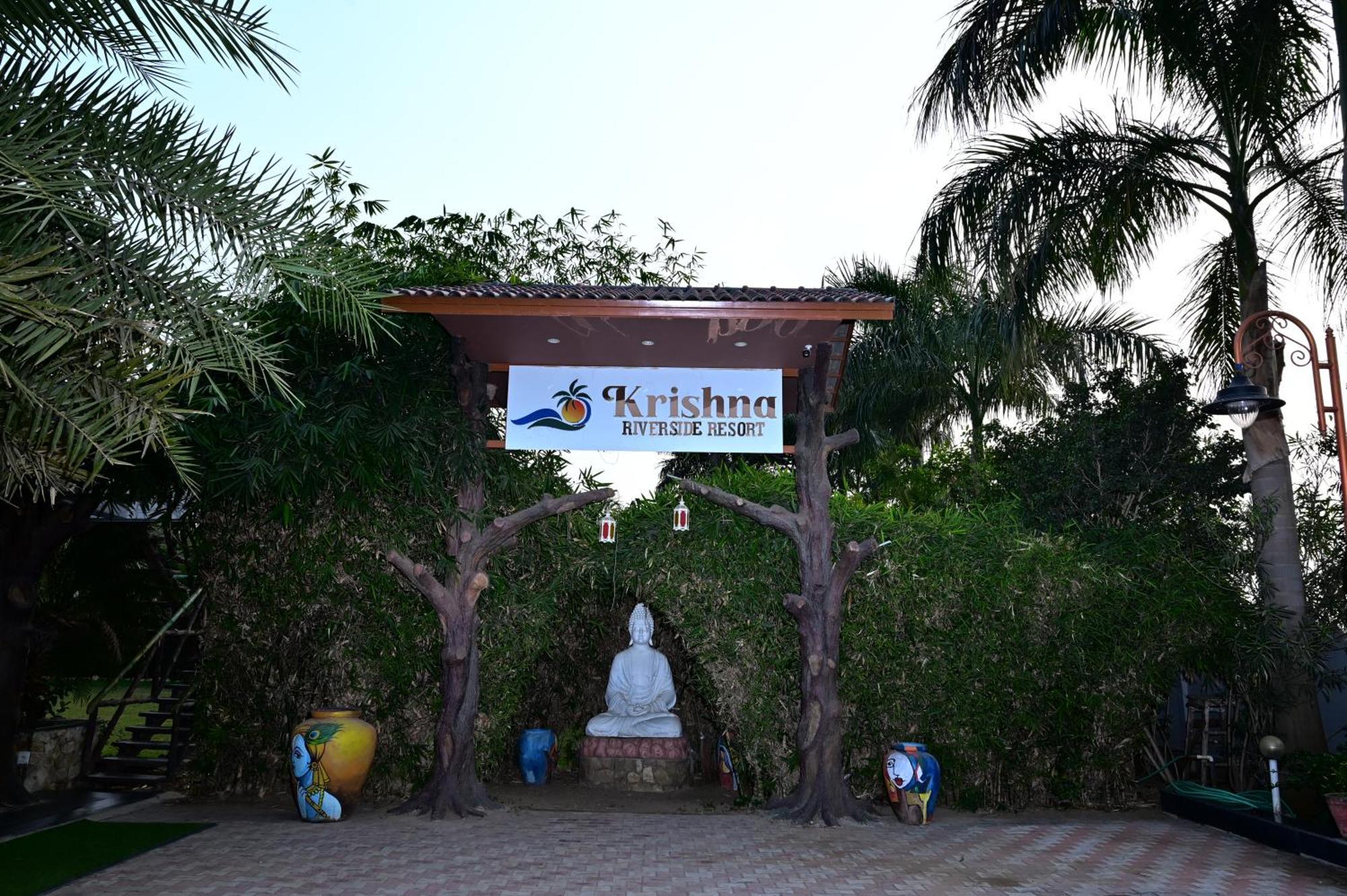 Krishna Riverside Resort Vasad Eksteriør billede
