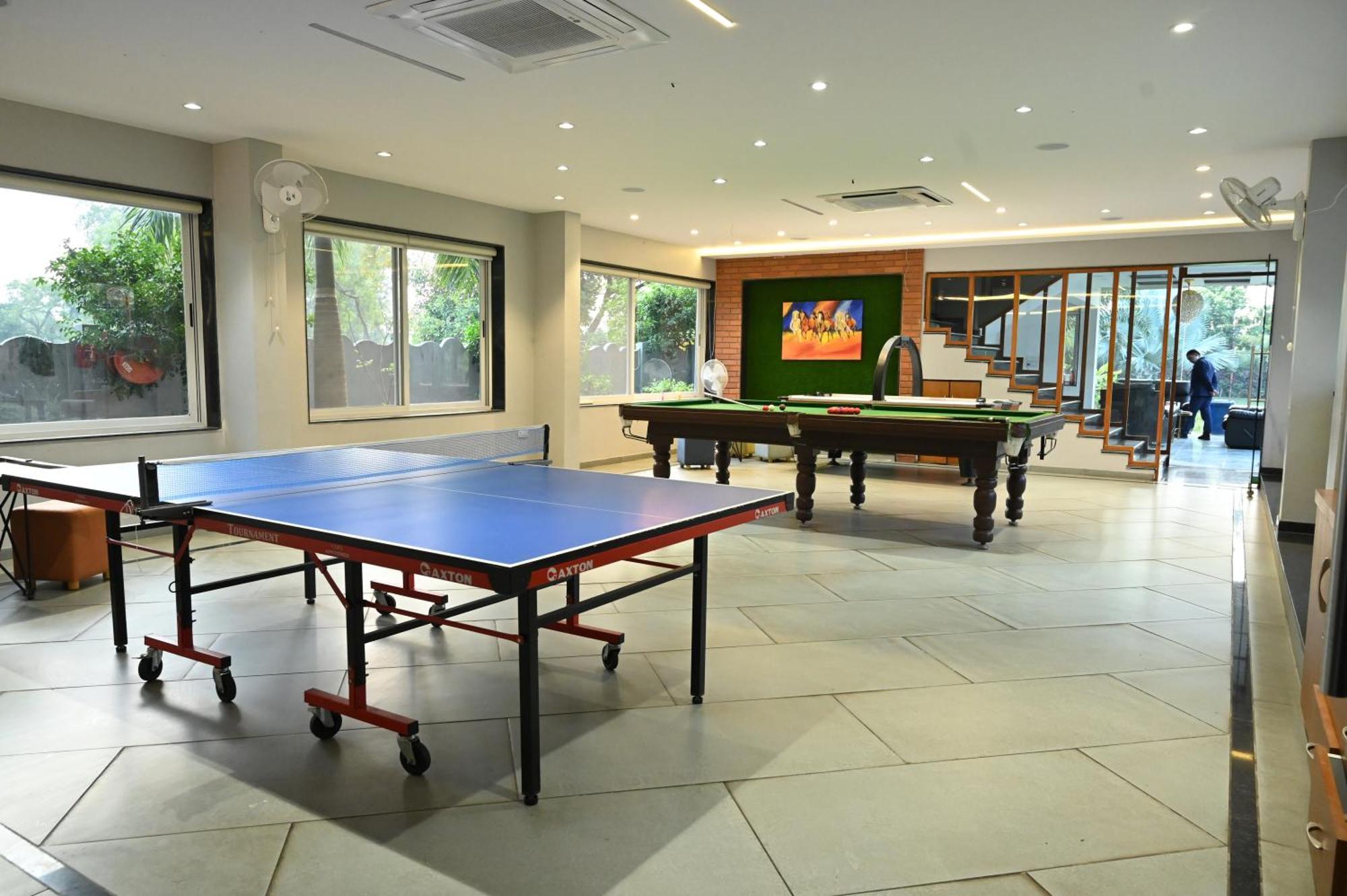 Krishna Riverside Resort Vasad Eksteriør billede